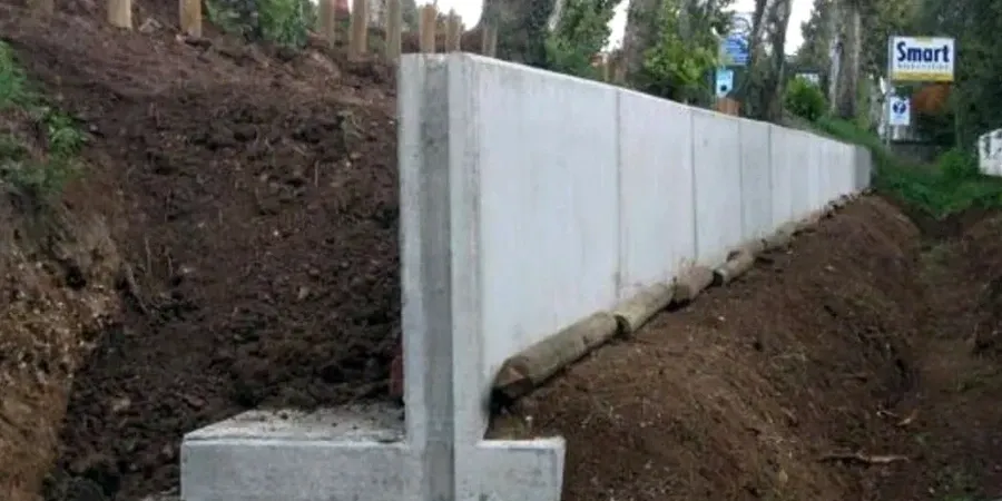Retaining Wall Design in Garland, TX: Geotechnical Logic Before Concrete